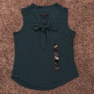 Women Banana Republic”XS”Tie Neck Top.Cool/NWT💕💕